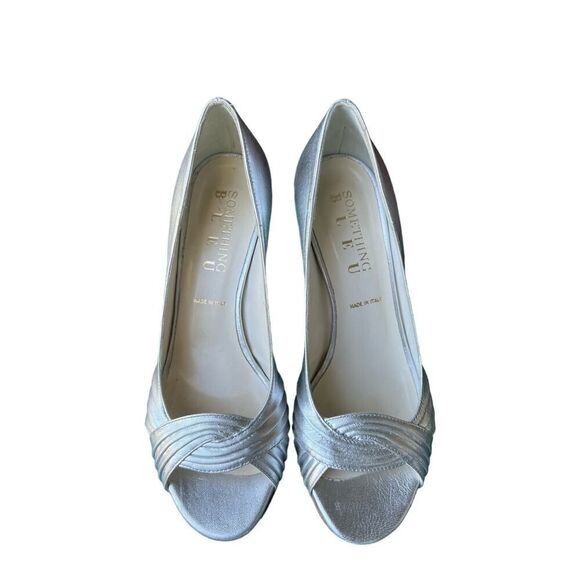 SOMETHING BLEU SILVER HEELS SIZE 7 - Picture 5 of 10